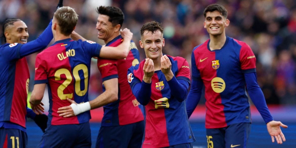 Tottenham make approach to sign "superb" Barcelona midfielder in £26m deal
