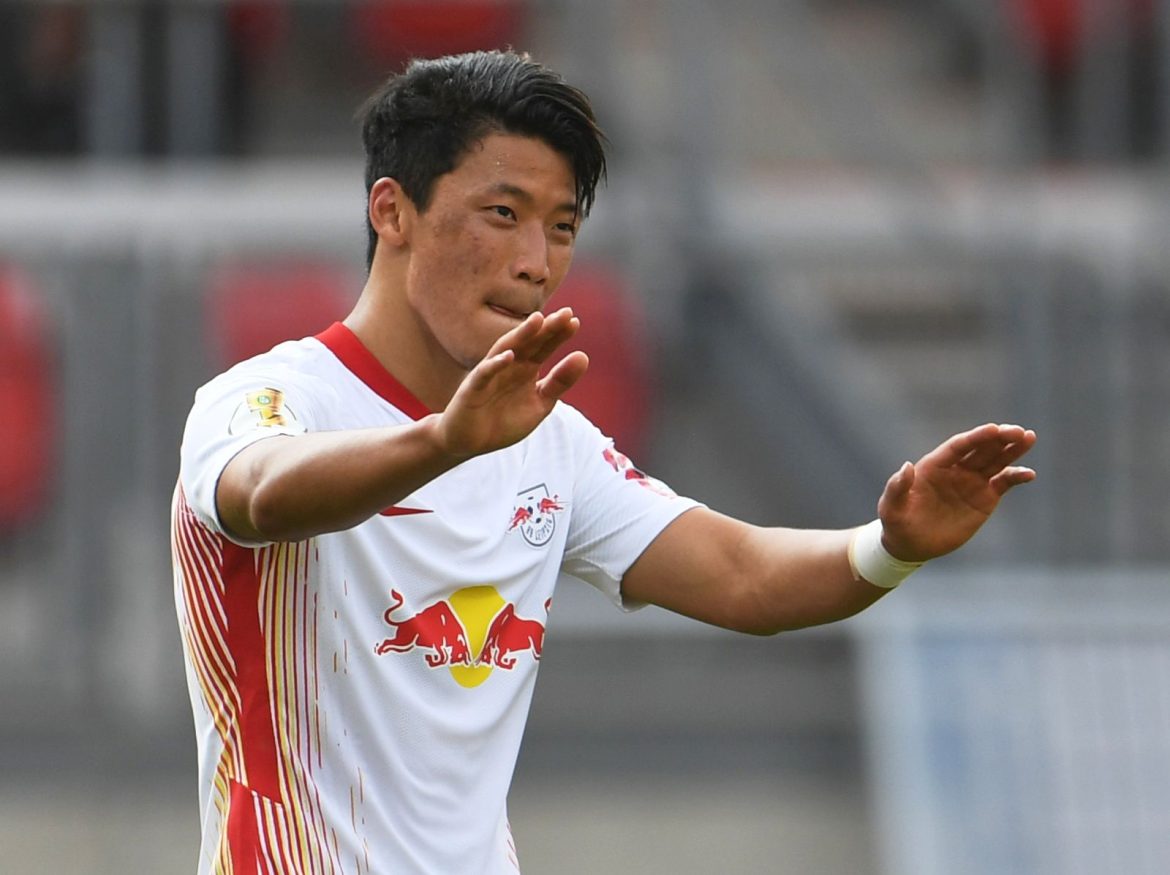 West Ham expected to sign Hwang and Bodswell
