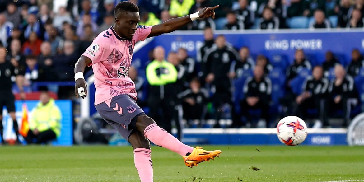 Everton make offer to sign "incredible" ace who’s the perfect Gueye upgrade